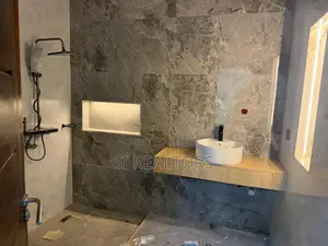 3bdrm Bungalow in Spintex, Manet Court for sale