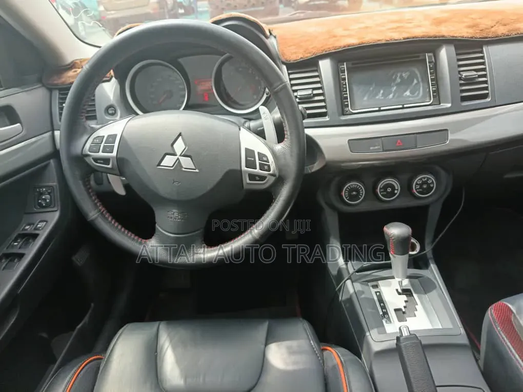 Mitsubishi Nativa 2010 White