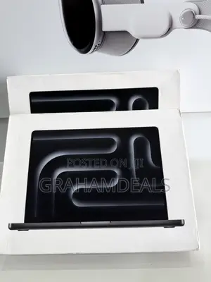 New Laptop Apple MacBook Pro 2023 M3 Pro 18GB Apple M3 Pro SSD 1T