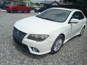 Mitsubishi Nativa 2010 White