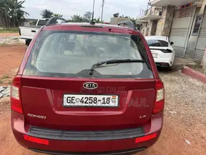 Kia Rondo EX 2010 Red