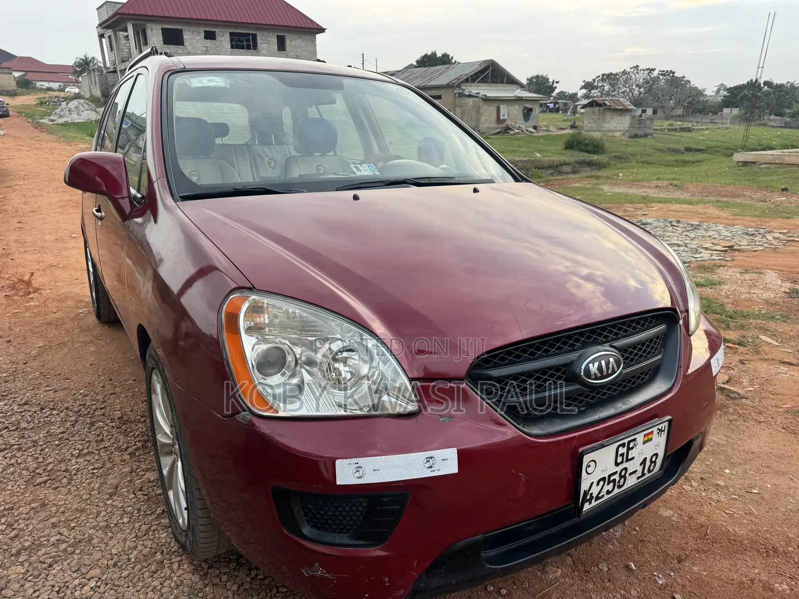 Kia Rondo EX 2010 Red