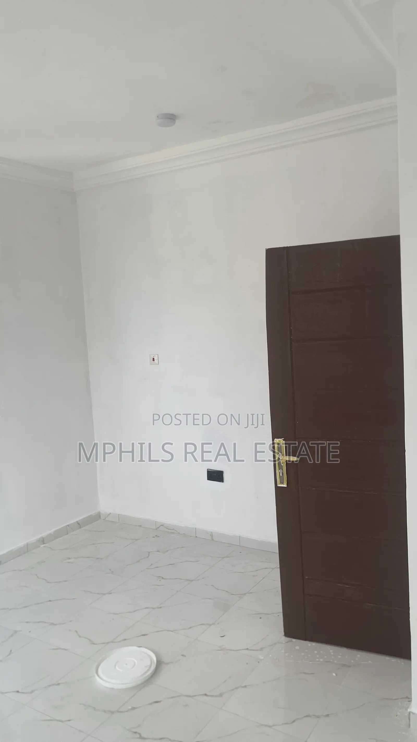 1bdrm Block of Flats in Mphils, CP for rent
