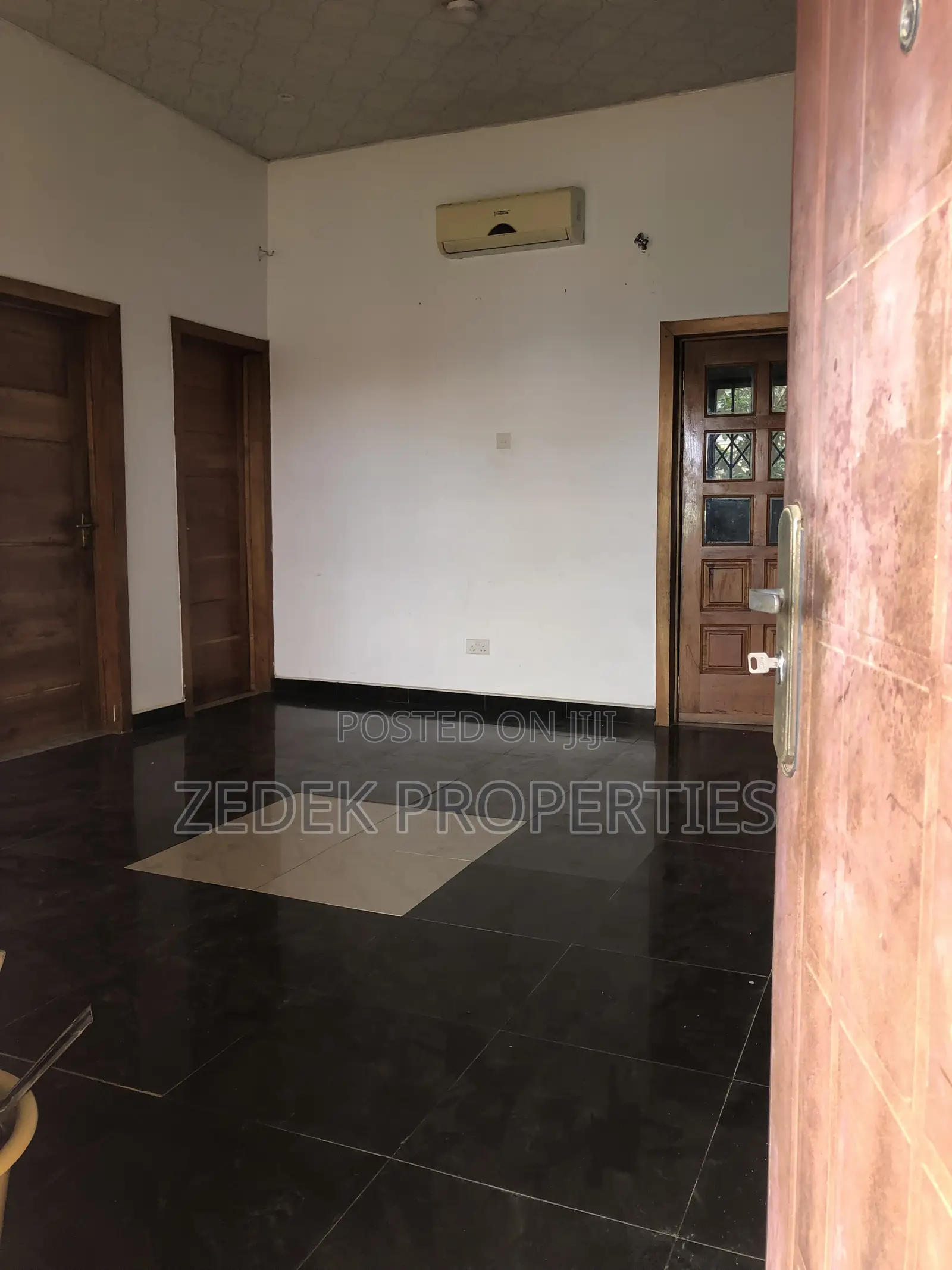 2bdrm Apartment in Kwabenya Acp for rent