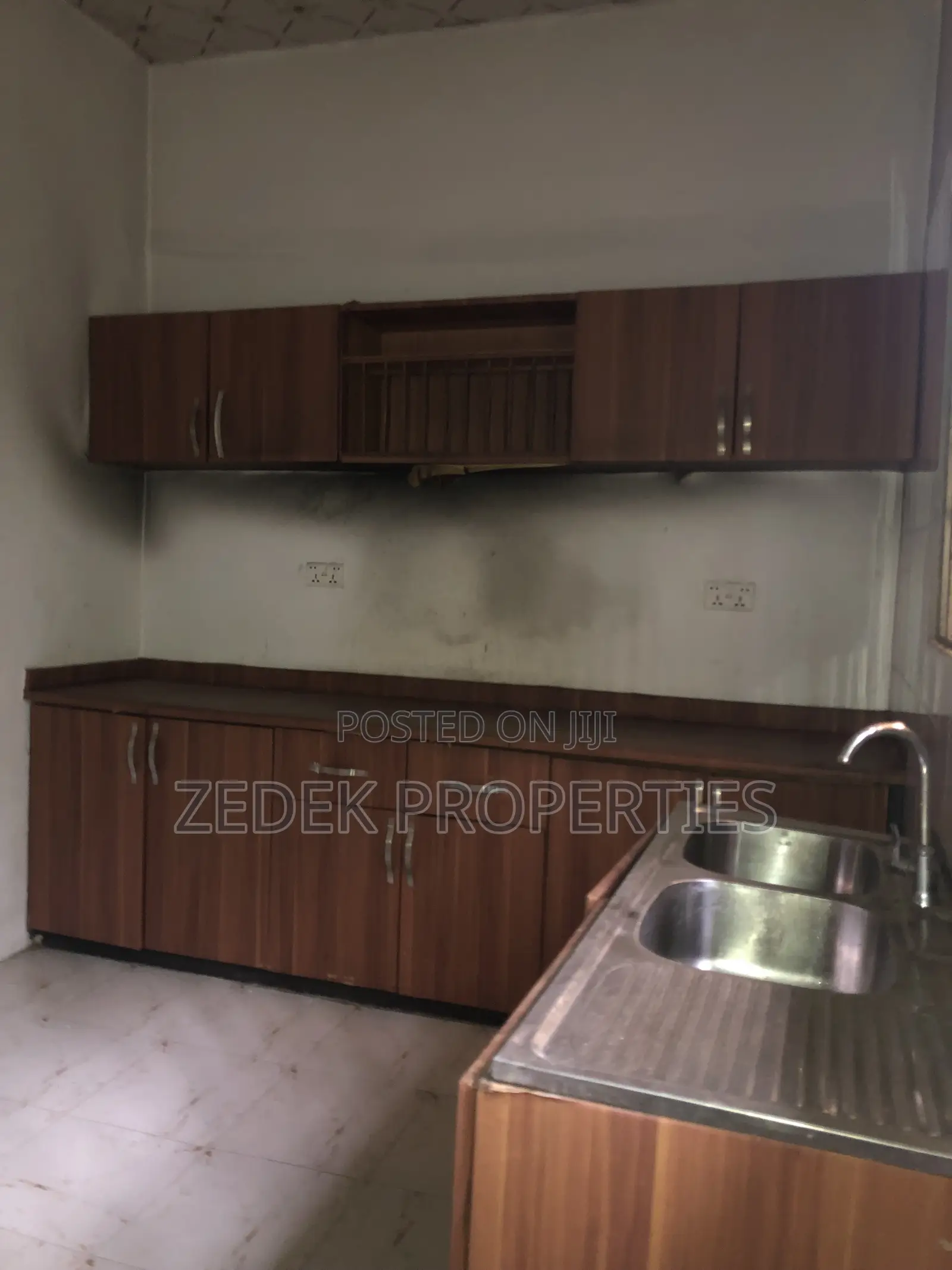 2bdrm Apartment in Kwabenya Acp for rent