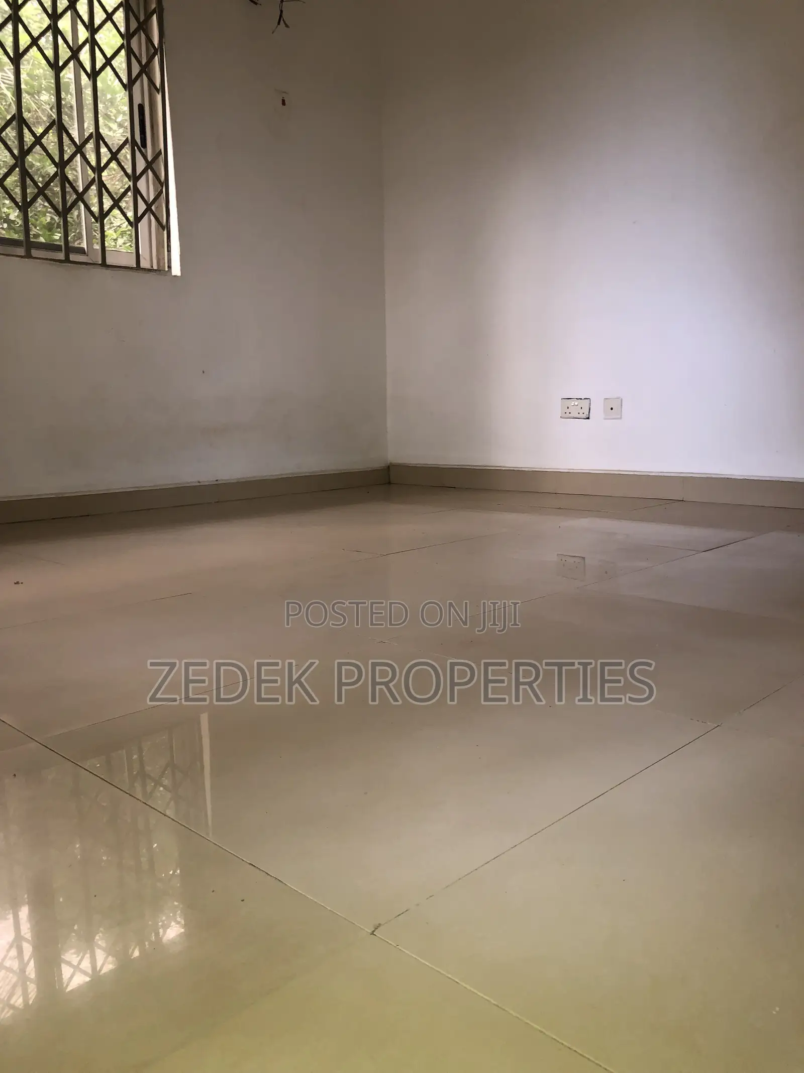 2bdrm Apartment in Kwabenya Acp for rent