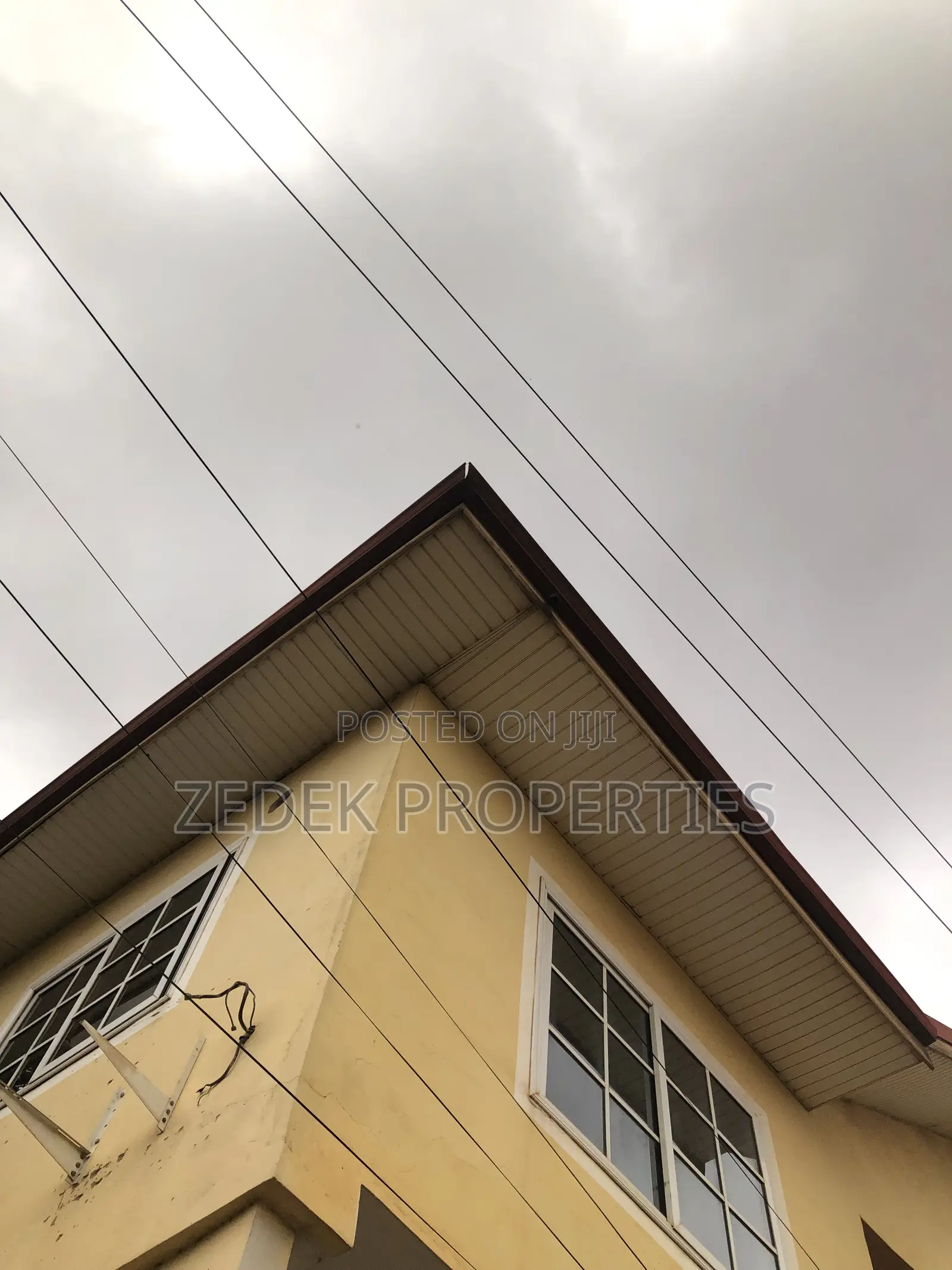2bdrm Apartment in Kwabenya Acp for rent