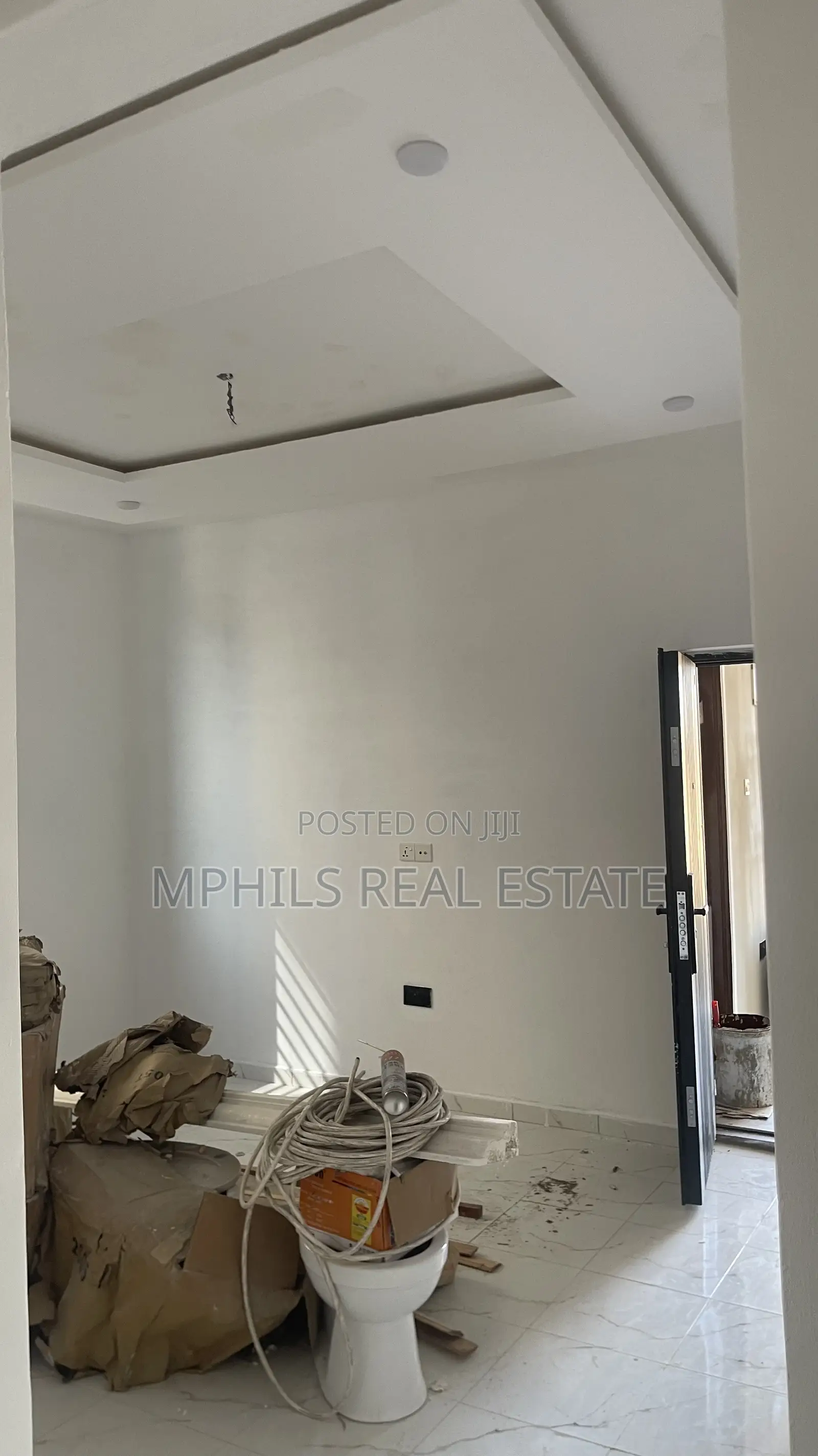 1bdrm Block of Flats in Mphils, CP for rent