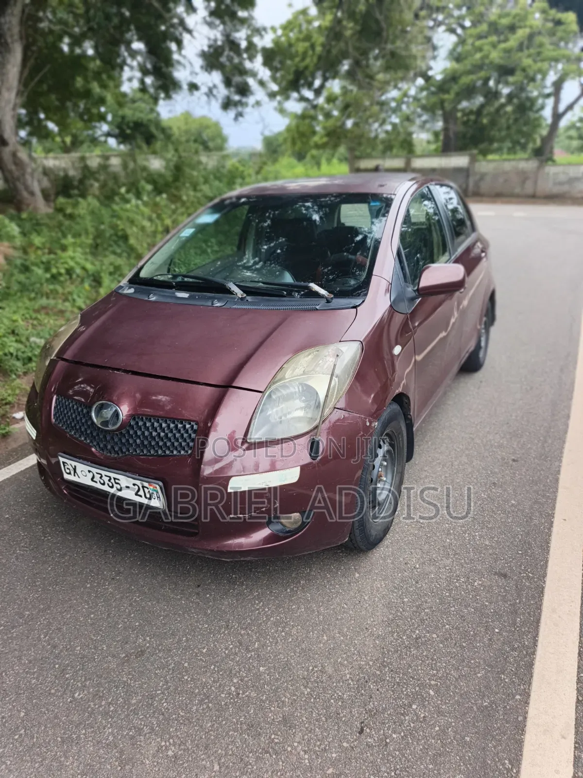 Toyota Vitz 1.3 FWD 3dr 2010 Burgundy