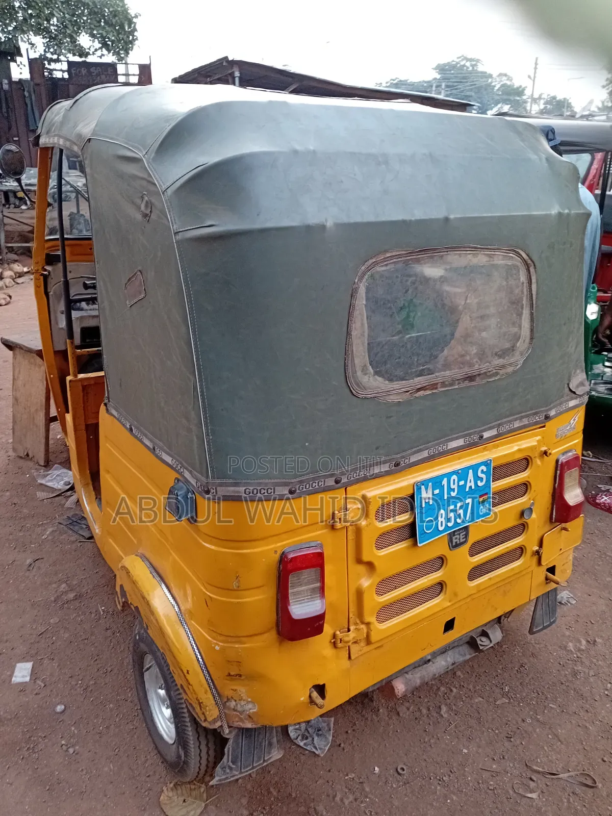Bajaj RE 2019 Yellow