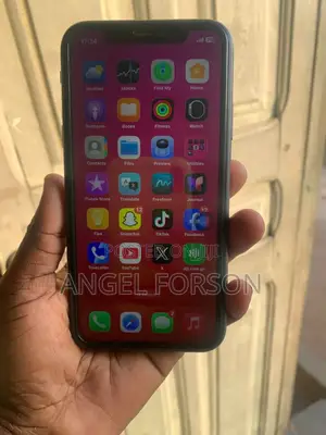 Apple iPhone 11 64 GB Gray