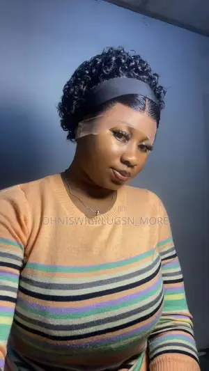 Glueless Frontal and Bandwig Combo