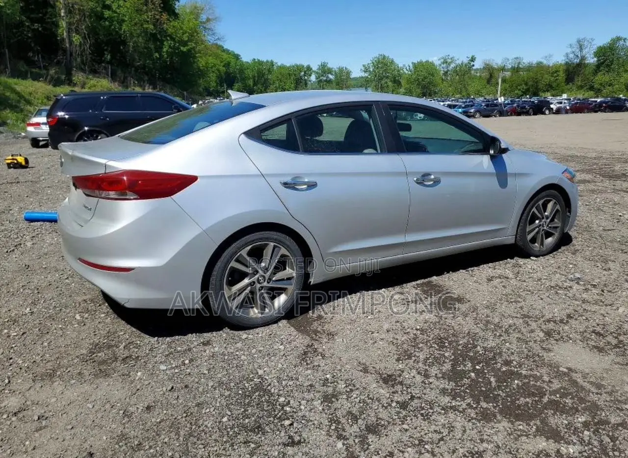 Hyundai Elantra Sport Sedan FWD (1.6L 4cyl 6M) 2017 Silver