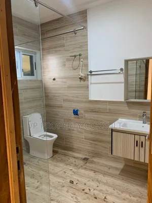 3bdrm House in Oyarifa Mall Area for rent