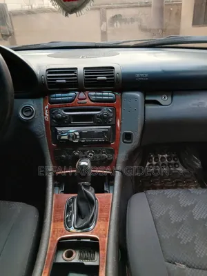 Mercedes-Benz C-Class 2010 Black