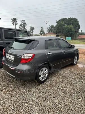 Toyota Matrix XR Hatchback FWD (1.8L 4cyl 4A) 2008 Gray