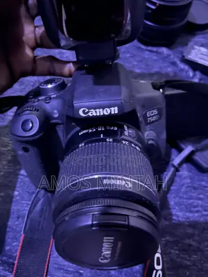 Canon EOS 750D DSLR Camera + 18-55mm Lens + Speedlite Flash