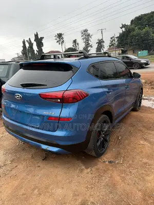 Hyundai Tucson Sport 2021 Blue