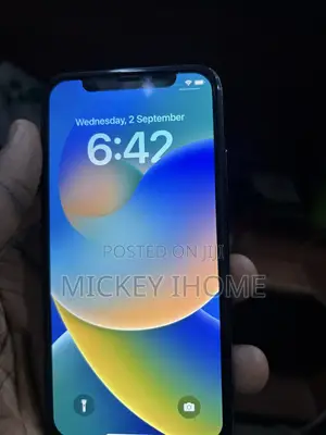 Apple iPhone X 64 GB Black