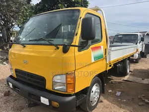 Hyundai Mighty 2