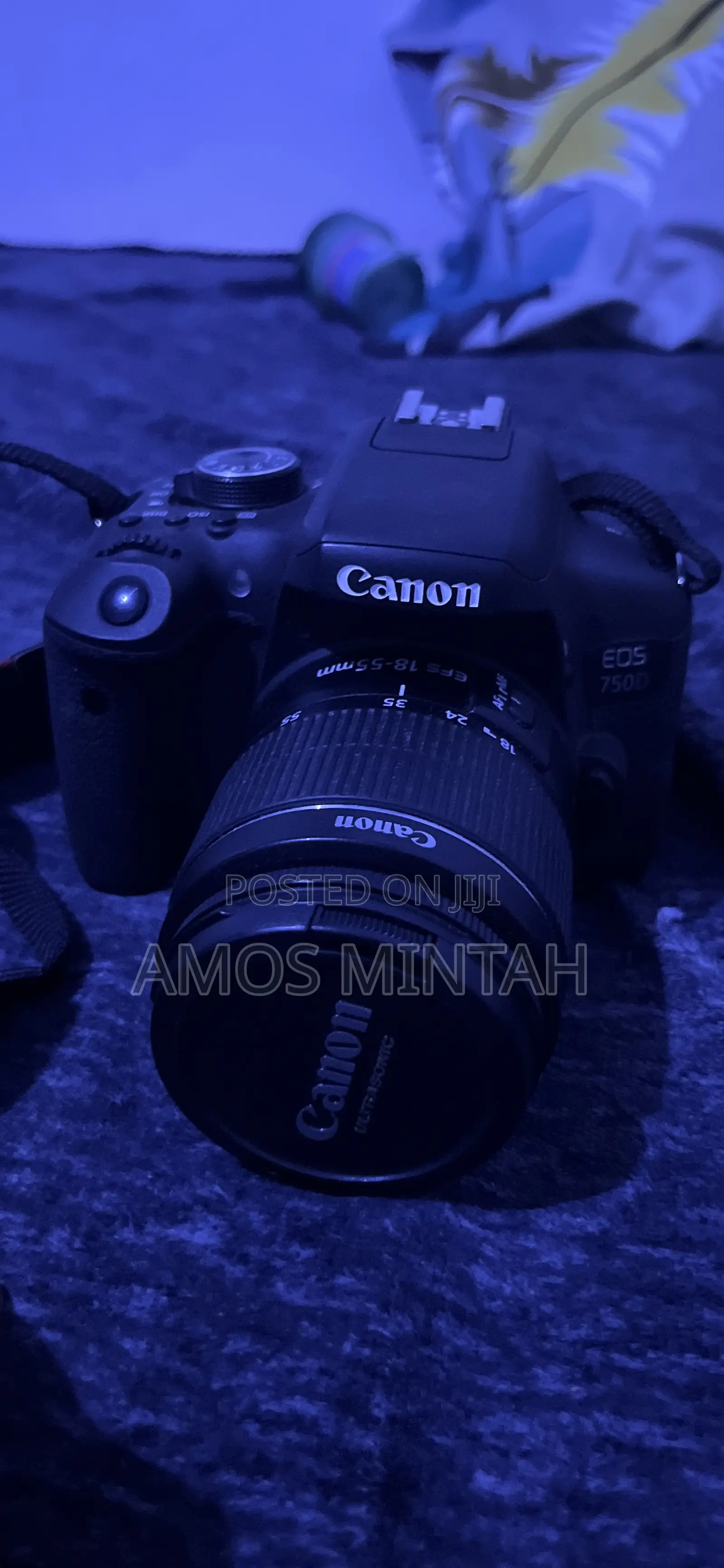 Canon EOS 750D DSLR Camera + 18-55mm Lens + Speedlite Flash