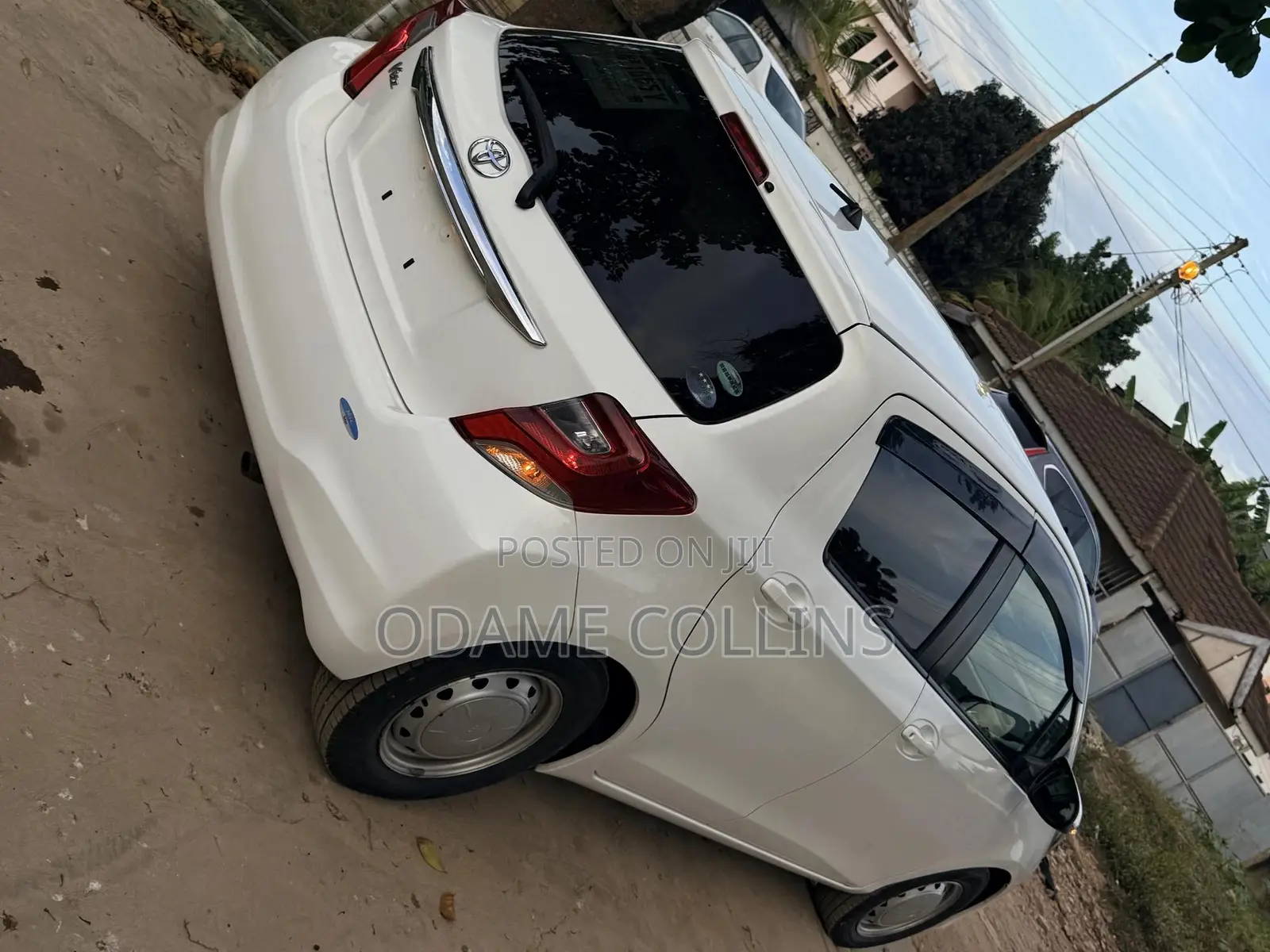 Toyota Vitz 1.3 FWD 5dr 2016 White