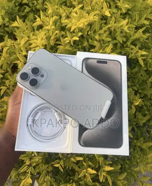 Apple iPhone 15 Pro Max 256 GB Silver