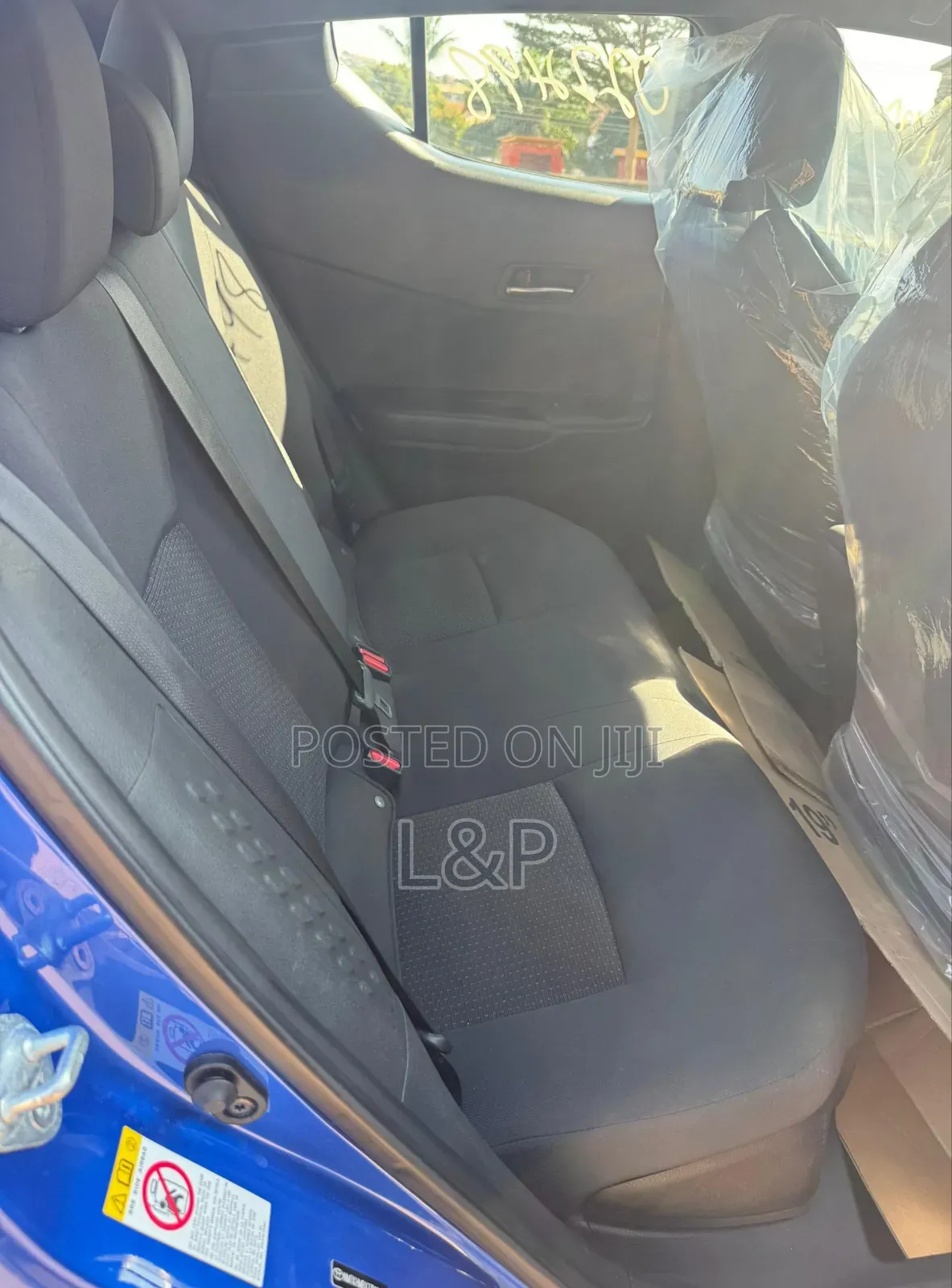 Toyota C-HR 2018 Blue