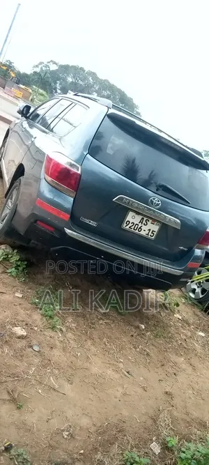 Toyota Highlander 2013 Gray
