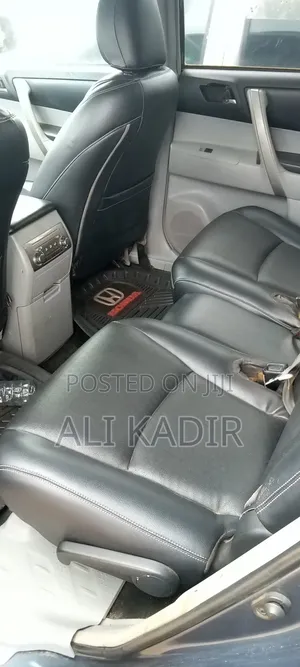 Toyota Highlander 2013 Gray