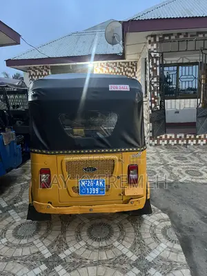 Bajaj RE 2026 Yellow