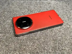 Huawei Mate X6 512 GB Red