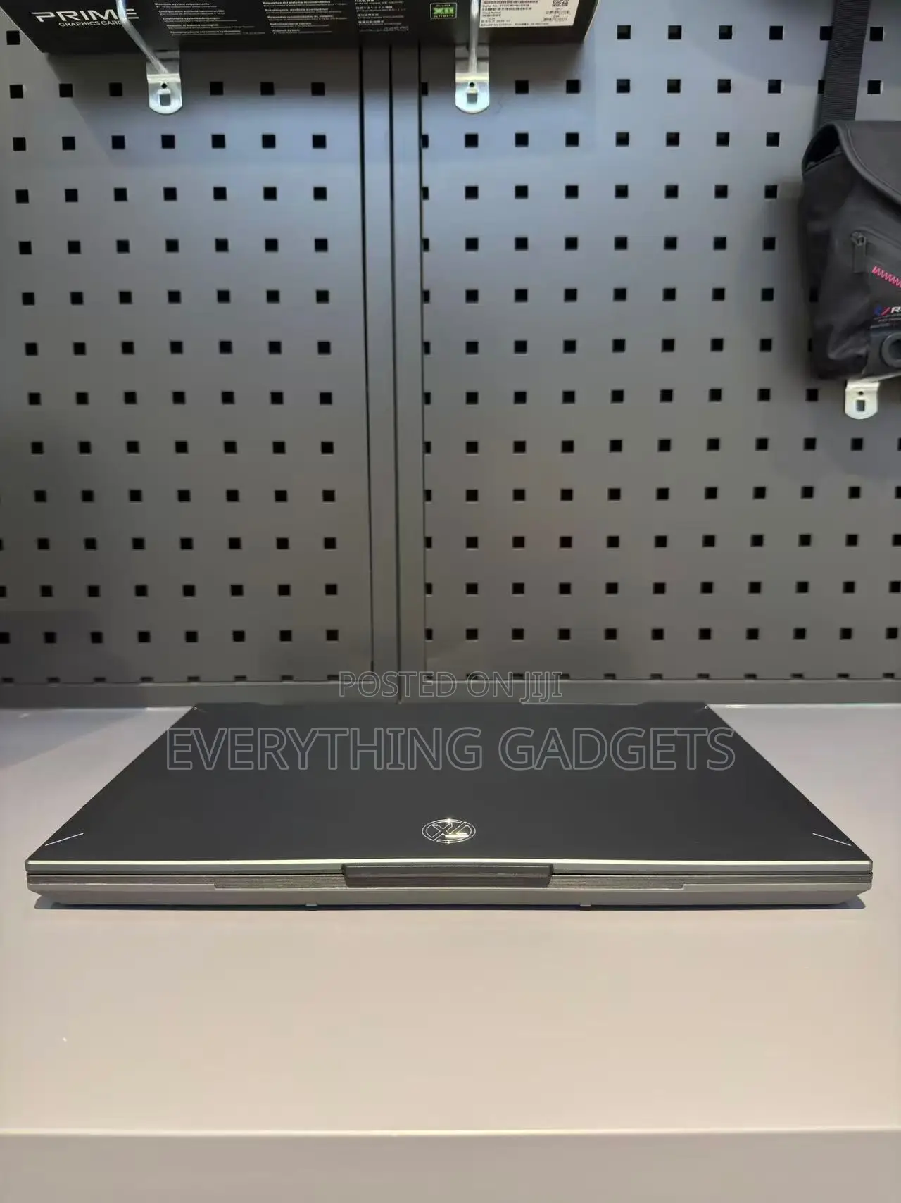 Laptop Asus TUF Gaming F16 16GB Intel Core i9 SSD 1T