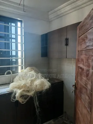1bdrm Apartment in Exhibition for rent
