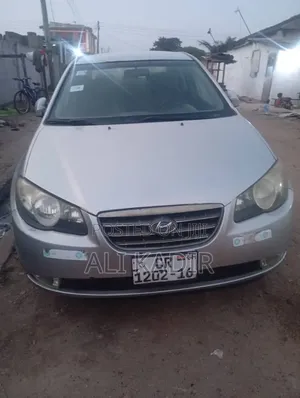 Hyundai Elantra 2010 Silver
