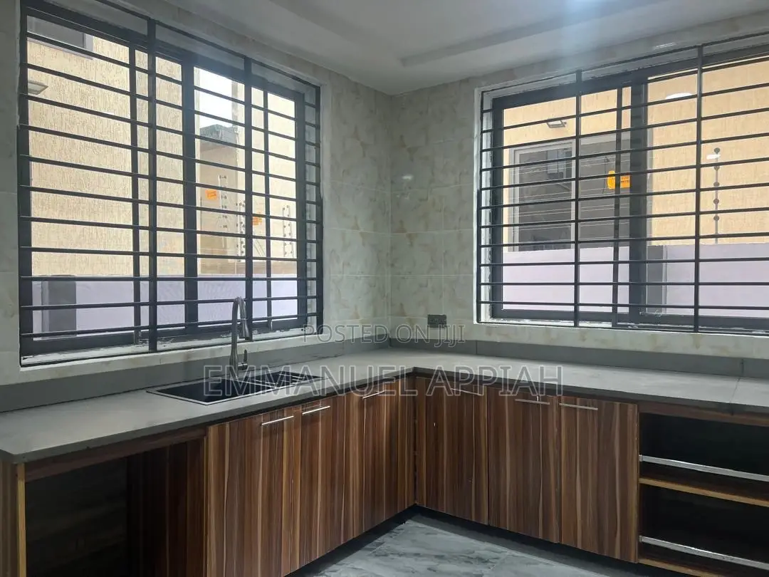 4bdrm House in Kwabenya Acp, Accra Metropolitan for rent