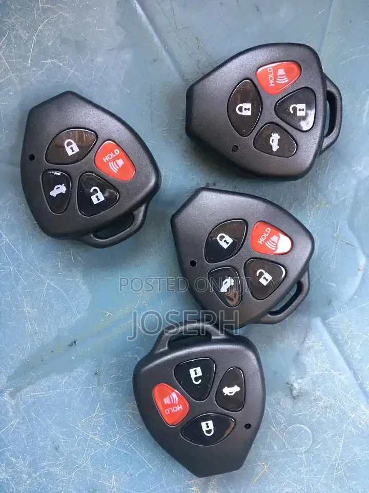 Toyota Key Shells With and Without Blade