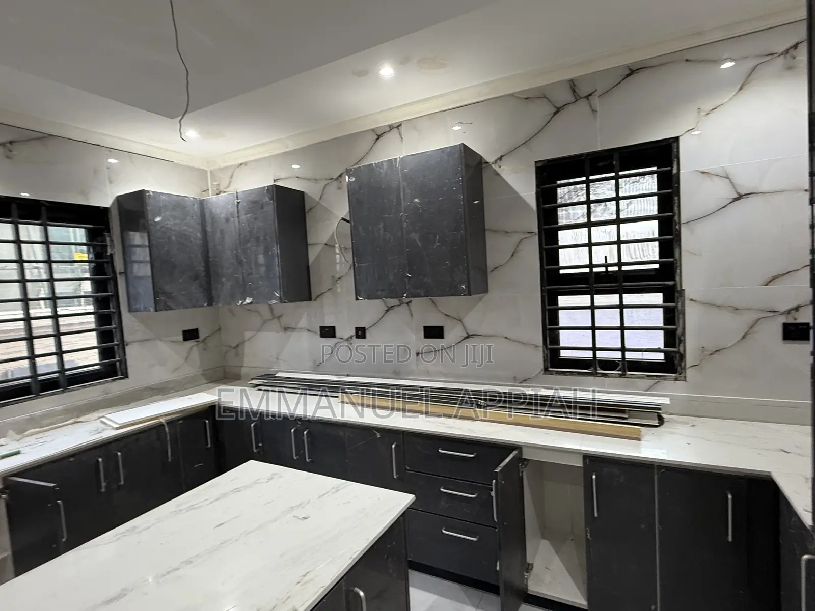3bdrm House in North Kaneshei, Accra Metropolitan for sale
