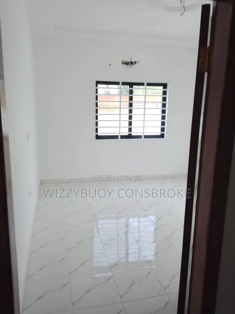 Newly Built 3 Bedrooms House for Sale