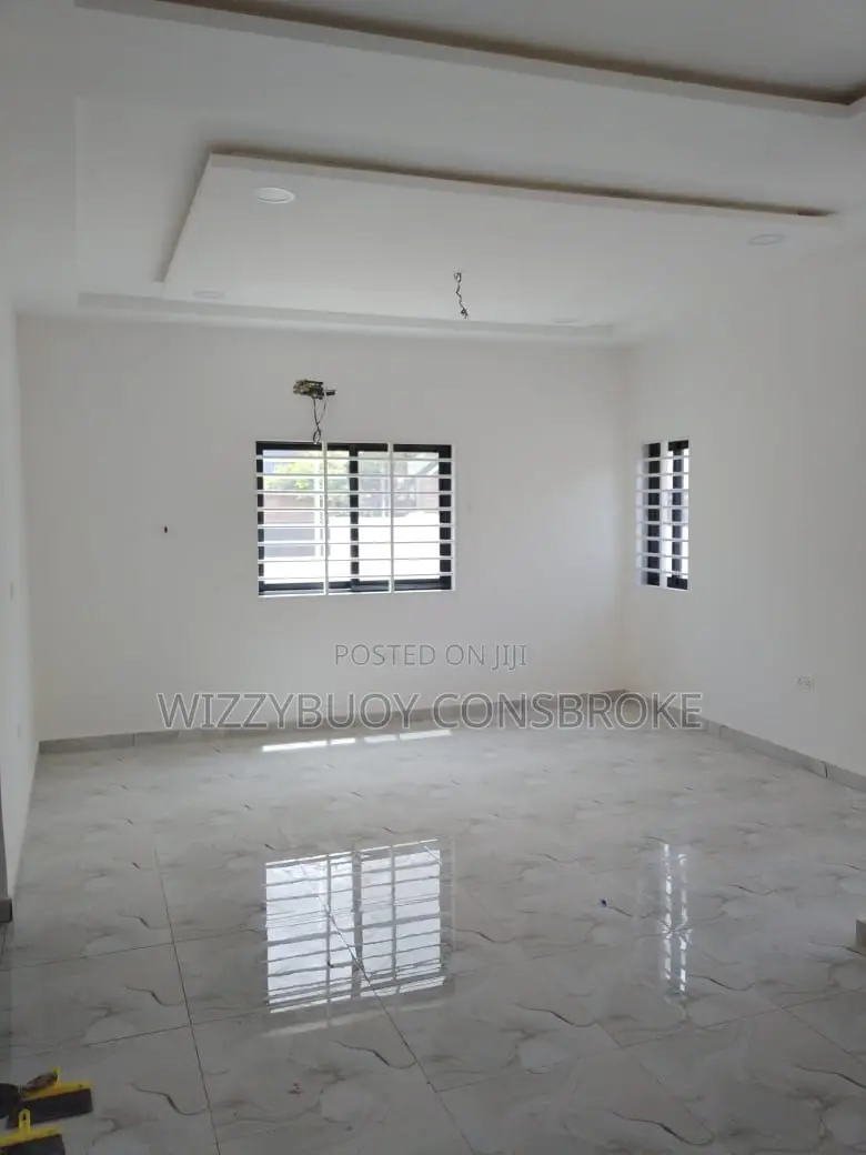 Newly Built 3 Bedrooms House for Sale