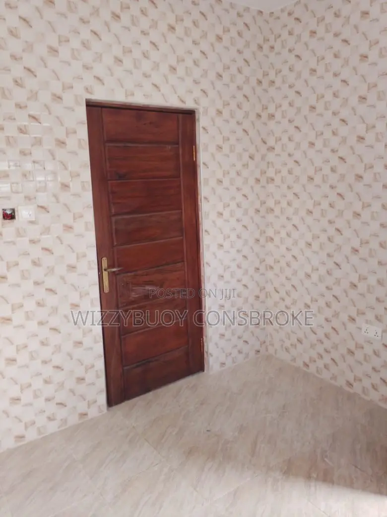 Newly Built 3 Bedrooms House for Sale