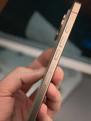 Apple iPhone 16 Pro Max 512 GB Gold
