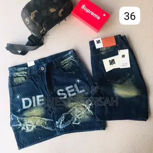 Short Jeans