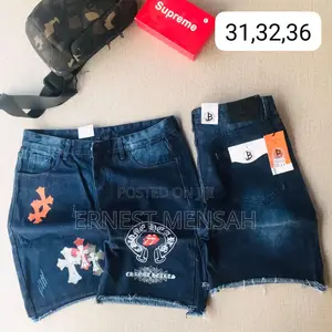 Short Jeans