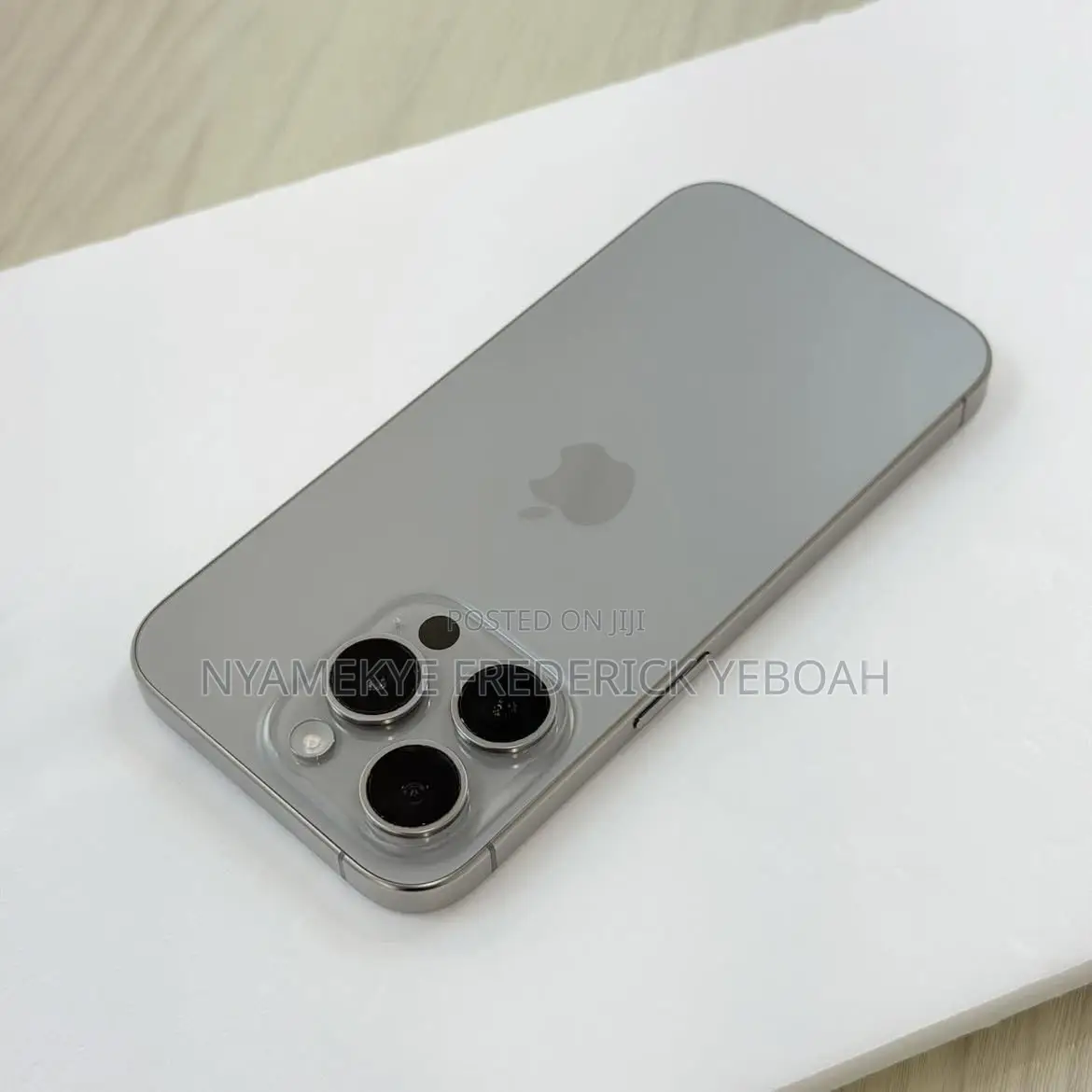 Apple iPhone 16 Pro 512 GB Gray