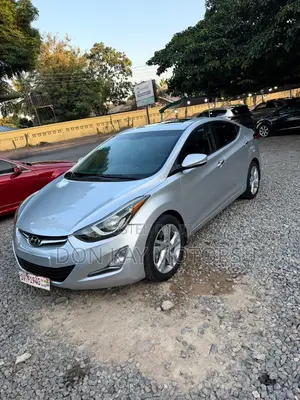 Hyundai Elantra Limited 4dr Sedan (1.8L 4cyl 6A) 2015 Silver