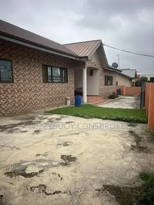 3bdrm House in Amasaman for sale
