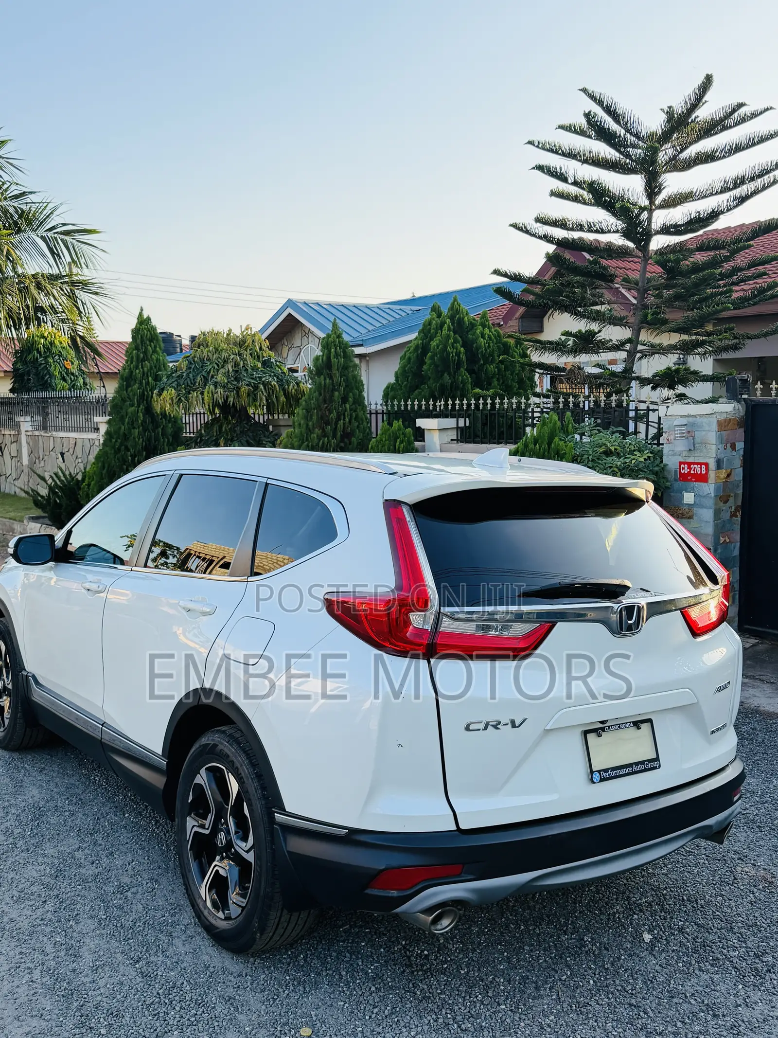 Honda CR-V Touring AWD 2018 White