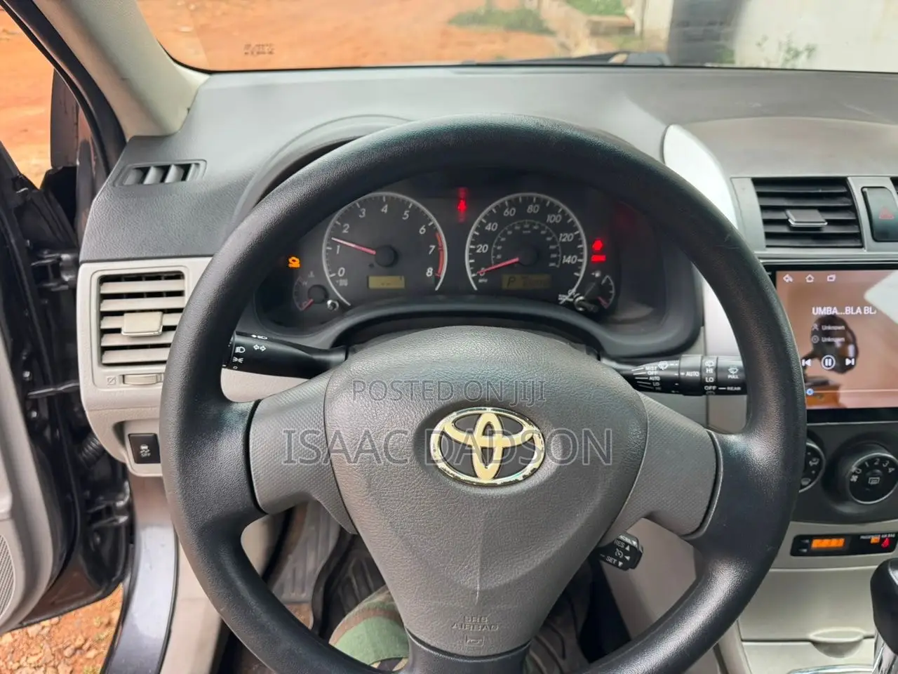 Toyota Corolla L 4-Speed Automatic 2013 Gray