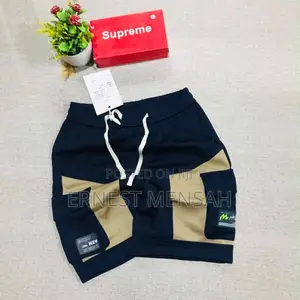 Side Pocket Short